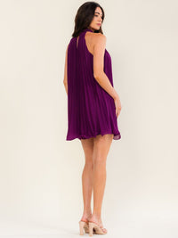 ENTRO WOMEN'S HALTER NECK SLEEVELESS PLEATED MINI DRESS