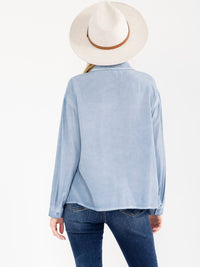 WOMEN'S LONG SLEEVE BUTTON UP WASHED CHAMBRAY TOP