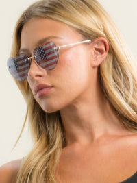 FASHION AMERICA FLAG PATRIOTIC HEART SUNGLASSES