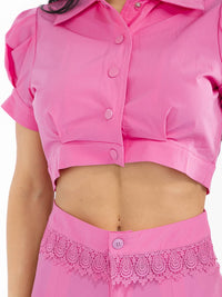 WOMEN'S SHORT SLEEVE TOP & BUTTON CLOSURE SHORTS CROCHET DETAILED 2PC. SET