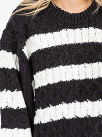 WOMEN'S LONG SLEEVE COLORBLOCK KNIT PULLOVER SWEATER