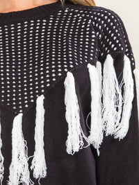 WOMEN'S LONG SLEEVE FRINGE COLORBLOCK PULLOVER SWEATER