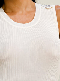WOMEN'S SLEEVELESS RHINESTONES DETAILED RIBBED TANK TOP