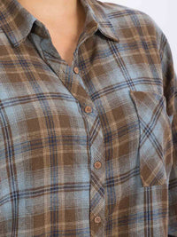 PLUS SIZE LONG SLEEVE FRONT POCKET BUTTON UP HIGH-LOW PLAID SHIRT
