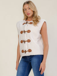 WOMEN'S SLEEVELEES BUTTON CLOSURE SHERPA VEST