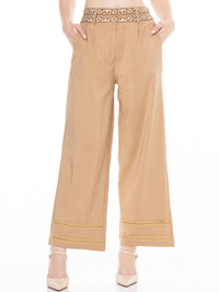 WOMEN'S BUTTON CLOSURE ELASTIC EMBROIDERY WAIST FRONT POCKETS WIDE LEG PANTS