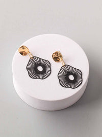 FASHION BLACK GOLD HANGING EARRINGS