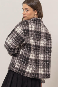 WOMEN'S LONG SLEEVE BUTTON CLOSURE FRONT POCKETS COLORBLOCK JACKET