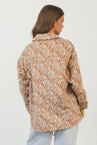 WOMEN'S LONG SLEEVE BUTTON CLOSURE FRONT POCKETS ANIMAL PRINT JACKET