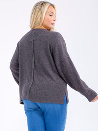 PLUS SIZE LONG SLEEVE FRONT POCKET TOP