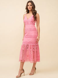 JUST ME WOMEN'S SLEEVELESS V-NECK FLORAL CROCHET TIERED MAXI DRESS