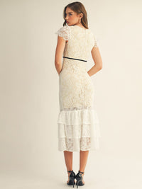 JUST ME WOMEN'S SHORT SLEEVE V-NECK RUFFLE BOTTOM HEM LACE BODYCON MAXI DRESS