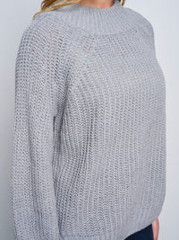 WOMEN'S LONG SLEEVE KNITTED PULLOVER SWEATER