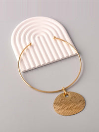 WOMEN'S DETAILED PENDANT COLLAR NECKLACE