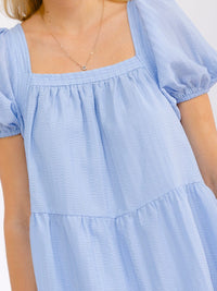 WOMEN'S SHORT SLEEVE SQUARE NECK FRONT POCKETS TIERED MINI DRESS