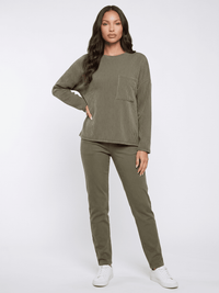 ******************WOMEN'S LONG SLEEVE FRONT POCKET RIBBED TOP
