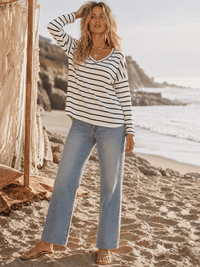 WOMEN'S LONG SLEEVE V-NECK COLORBLOCK STRIPES TOP