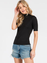 WOMEN'S SHORT SLEEVE MOCK NECK SOLID TOP