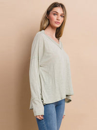 WOMEN'S LONG SLEEVE HIGH-LOW V-NECK OVERSIZED TOP