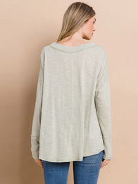 WOMEN'S LONG SLEEVE HIGH-LOW V-NECK OVERSIZED TOP