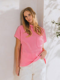 WOMEN'S SHORT SLEEVE MOCK NECK FRONT POCKET RIBBED DETAILED BLOUSE