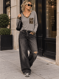WOMEN'S LONG SLEEVE V-NECK FRONT POCKET ANIMAL PRINT TOP