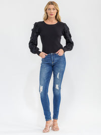WOMEN'S LONG SLEEVE FLOWER DETAILED RIBBED BLOUSE