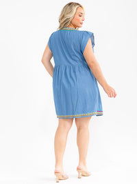 PLUS SIZE SHORT SLEEVE POCKETS MULTI PRINT EMBROIDERY DENIM MINI DRESS