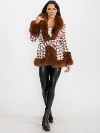 WOMEN'S LONG SLEEVE BUTTON CLOSURE FRONT POCKETS COLORBLOCK FAUX FUR COAT