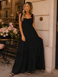 WOMEN'S SLEEVELESS TIERED SMOCK MAXI DRESS