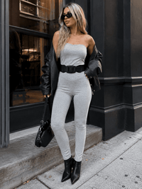 WOMEN'S SLEEVELESS BELTED SOLID SKINNY LEG JUMPSUIT