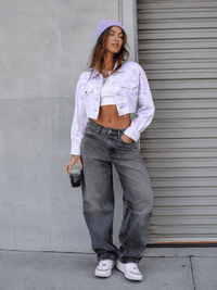 WOMEN'S LONG SLEEVE BUTTON CLOSURE TIE DYE DENIM CROP JACKET