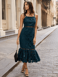 JUST ME WOMEN'S SLEEVELESS RUFFLE BOTTOM HEM CROCHET BODYCON MIDI DRESS