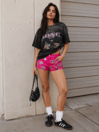 WOMEN'S BUTTON CLOSURE POCKETS GRAPHIC PU PLEATHER MINI SHORTS