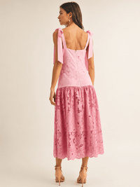 JUST ME WOMEN'S SLEEVELESS SQUARE NECK CROCHET COLORBLOCK MAXI DRESS