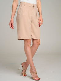 WOMEN'S BUTTON CLOSURE POCKETS BERMUDA SHORTS
