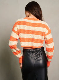 WOMEN'S LONG SLEEVE KNITTED COLORBLOCK CROP TOP