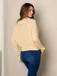 WOMEN'S LONG SLEEVE V-NECK KNIT TOP