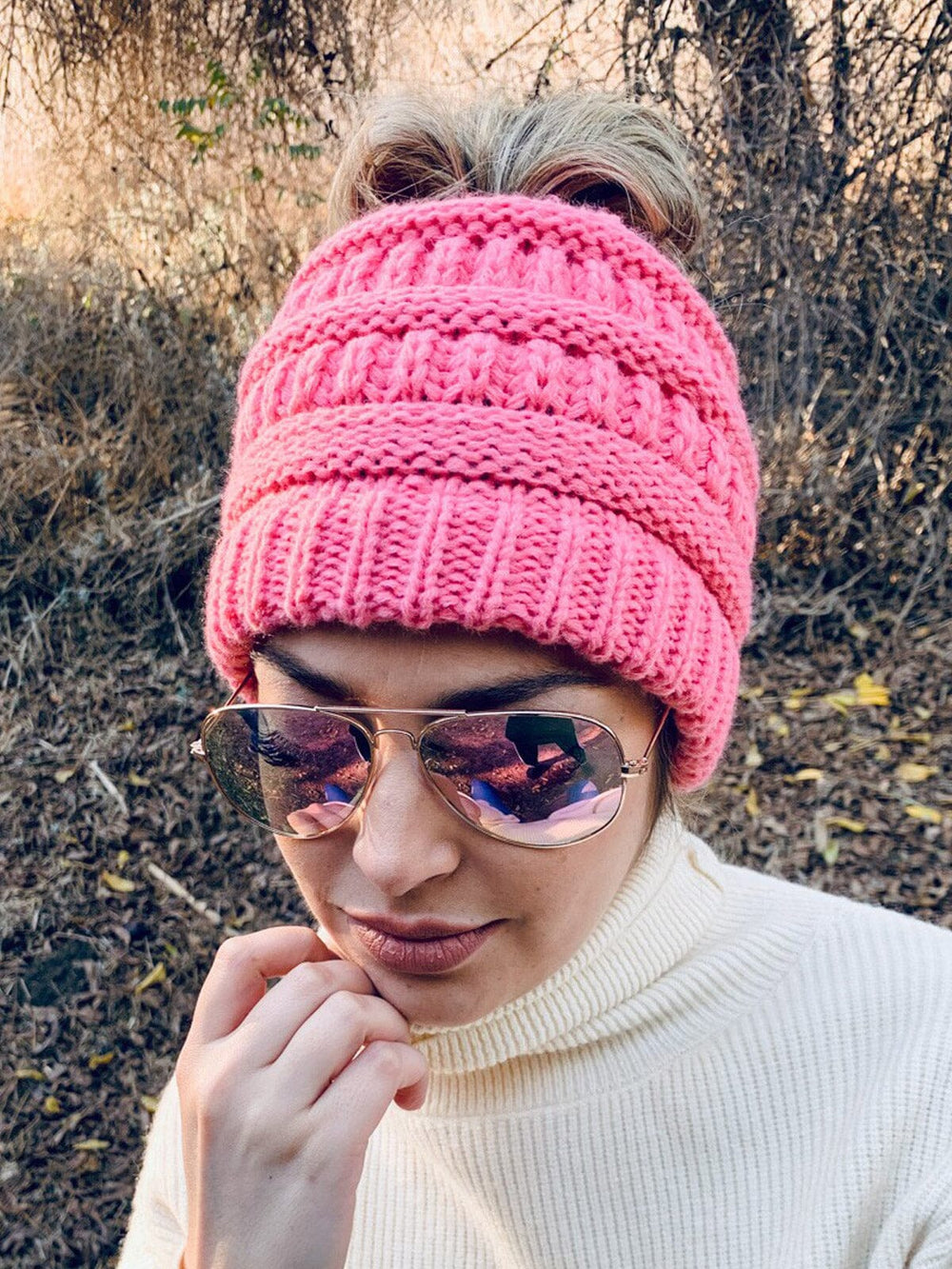 WOMEN'S PONY TAIL BEANIE HAT