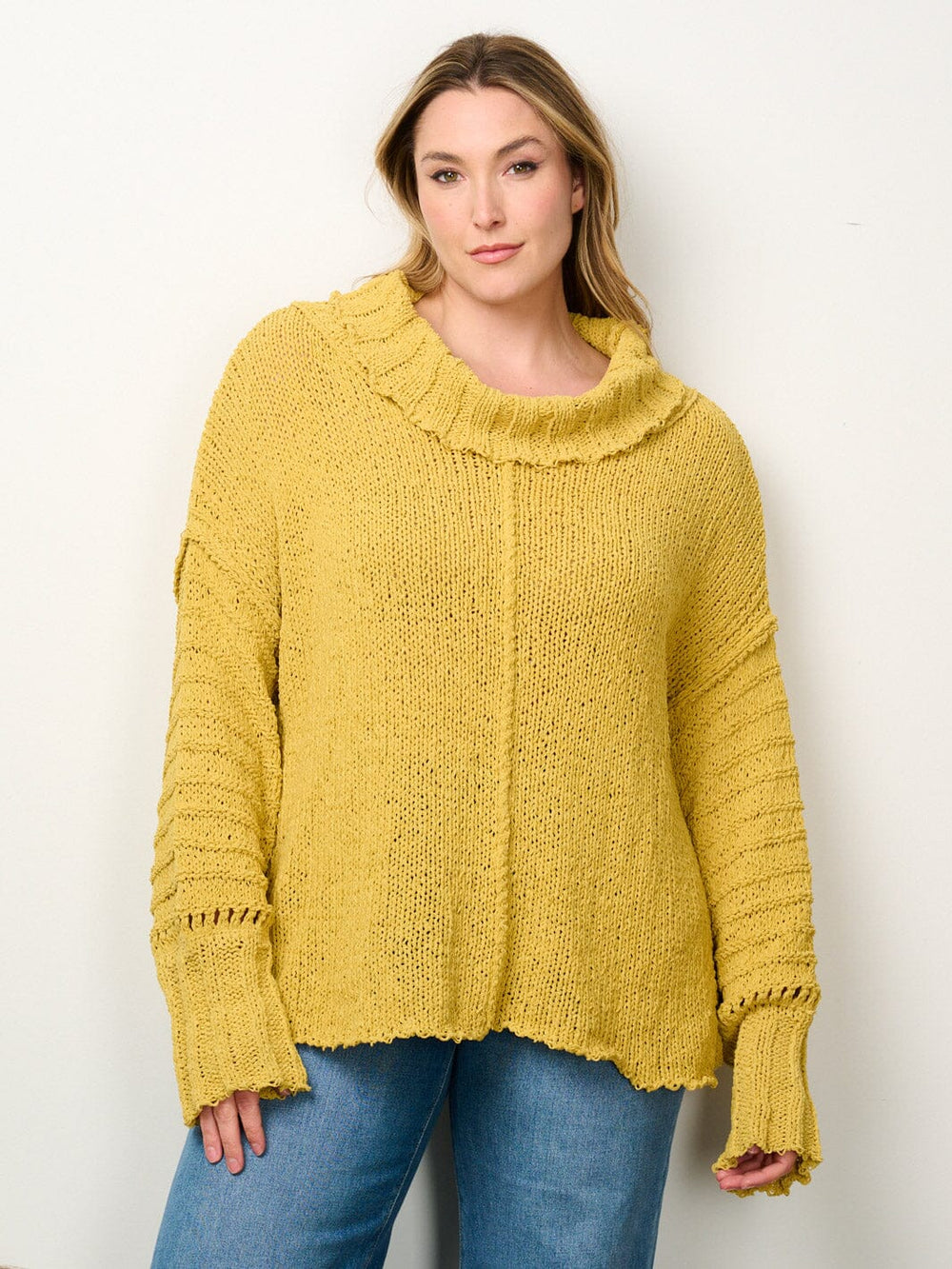 PLUS SIZE LONG SLEEVE TURTLE NECK KNITTED SWEATER