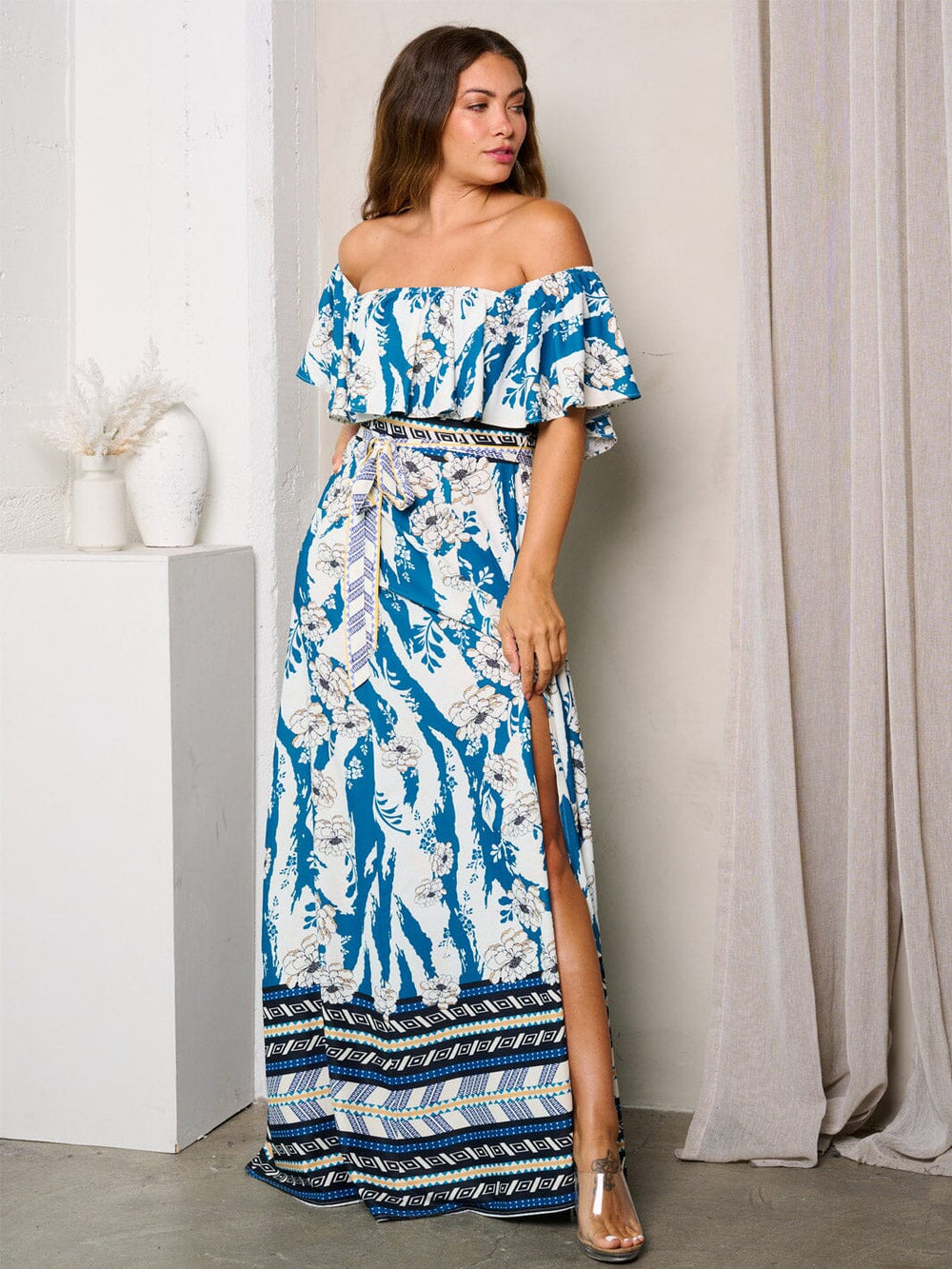 WOMEN'S OFF SHOULDER FRONT SLIT MULTI PRINT MAXI DRESS
