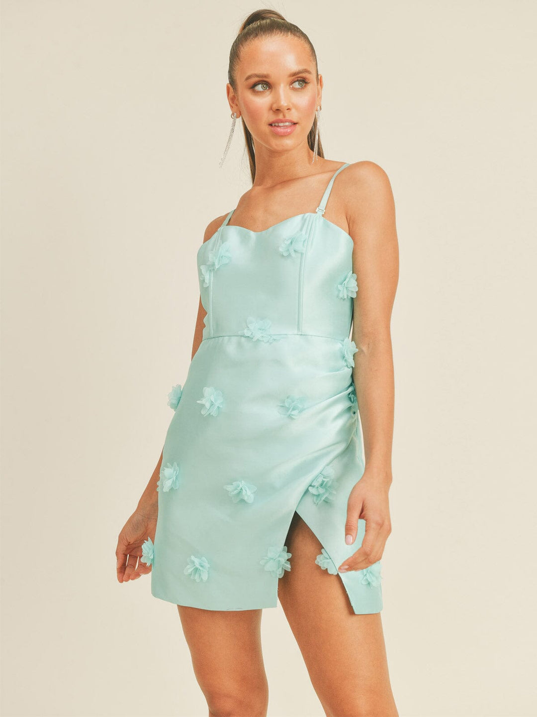 WOMEN'S SLEEVELESS SURPLICE DETAILED MINI DRESS