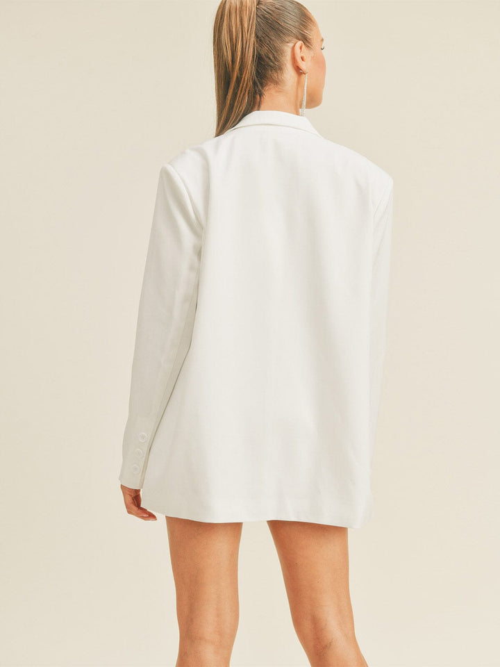WOMEN'S LONG SLEEVE OPEN BUTTON CLOSURE BLAZER