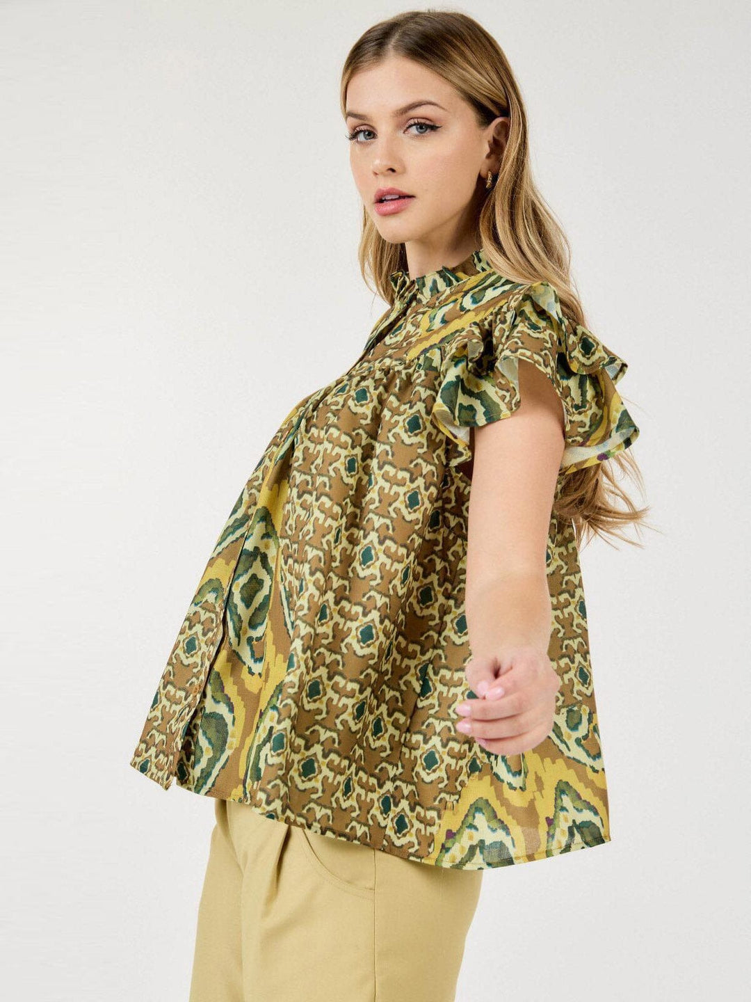 WOMEN'S SHORT RUFFLE SLEEVE BUTTON CLOSURE MULTI PRINT BLOUSE TOP