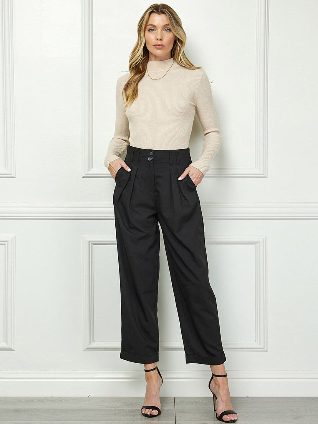 WOMEN'S BUTTON CLOSURE POCKETS PLEATED PANTS