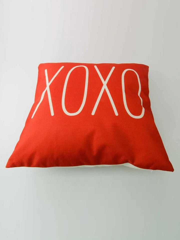 VALENTINE'S DAY XOXO THROW PILLOWS