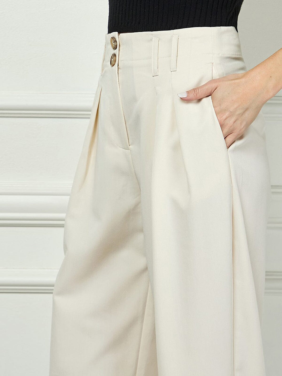 WOMEN'S BUTTON CLOSURE POCKETS PLEATED PANTS