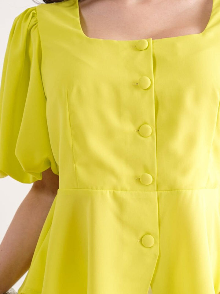 WOMEN'S SHORT PUFF SLEEVE BUTTON UP PEPLUM BLOUSE TOP
