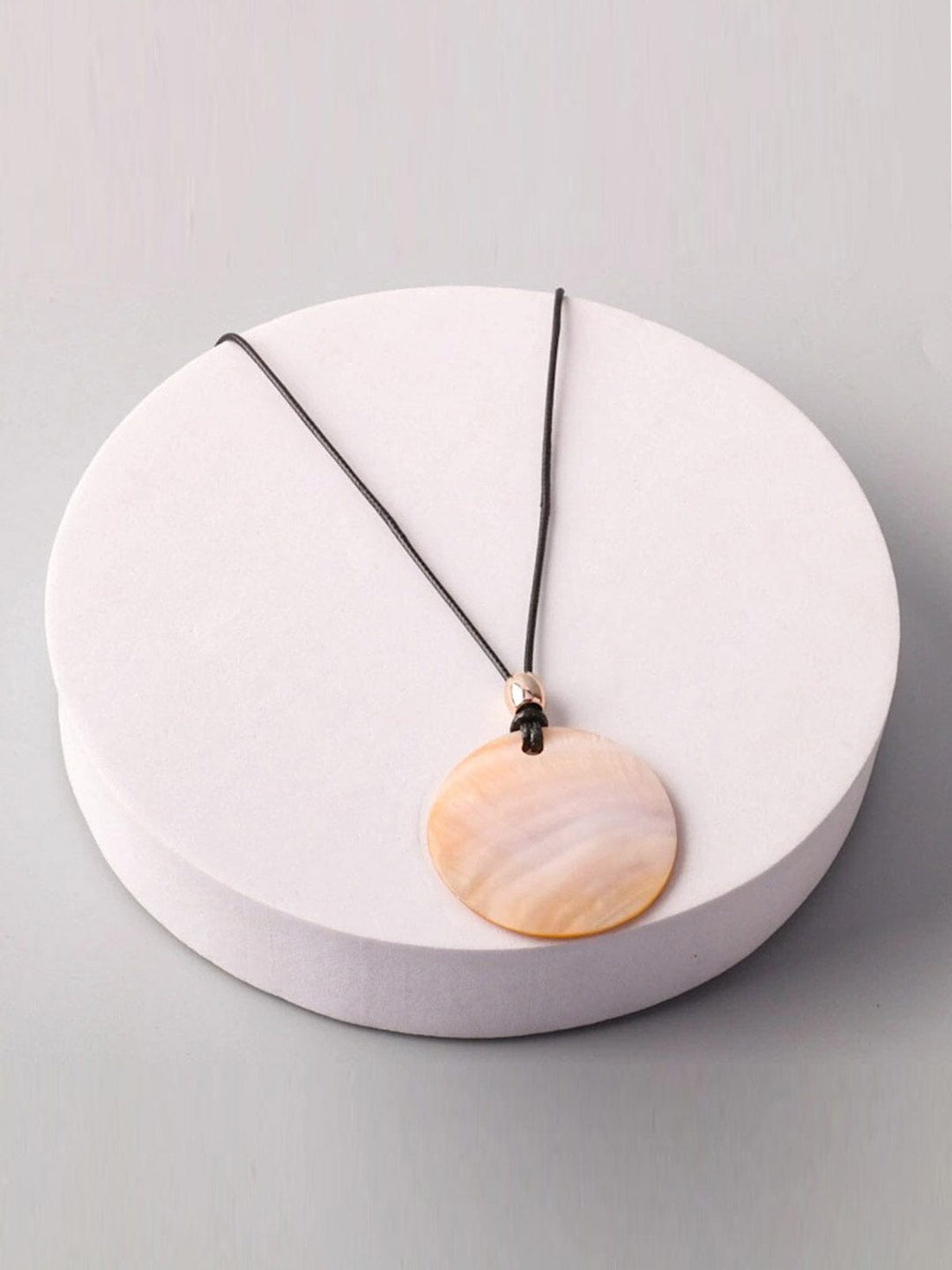 FASHION MARBLE PENDANT NECKLACE