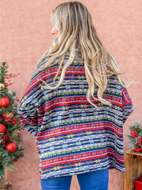 WOMEN'S LONG SLEEVE TURTLE NECK FRONT POCKET PRINT PULLOVER SWEATER